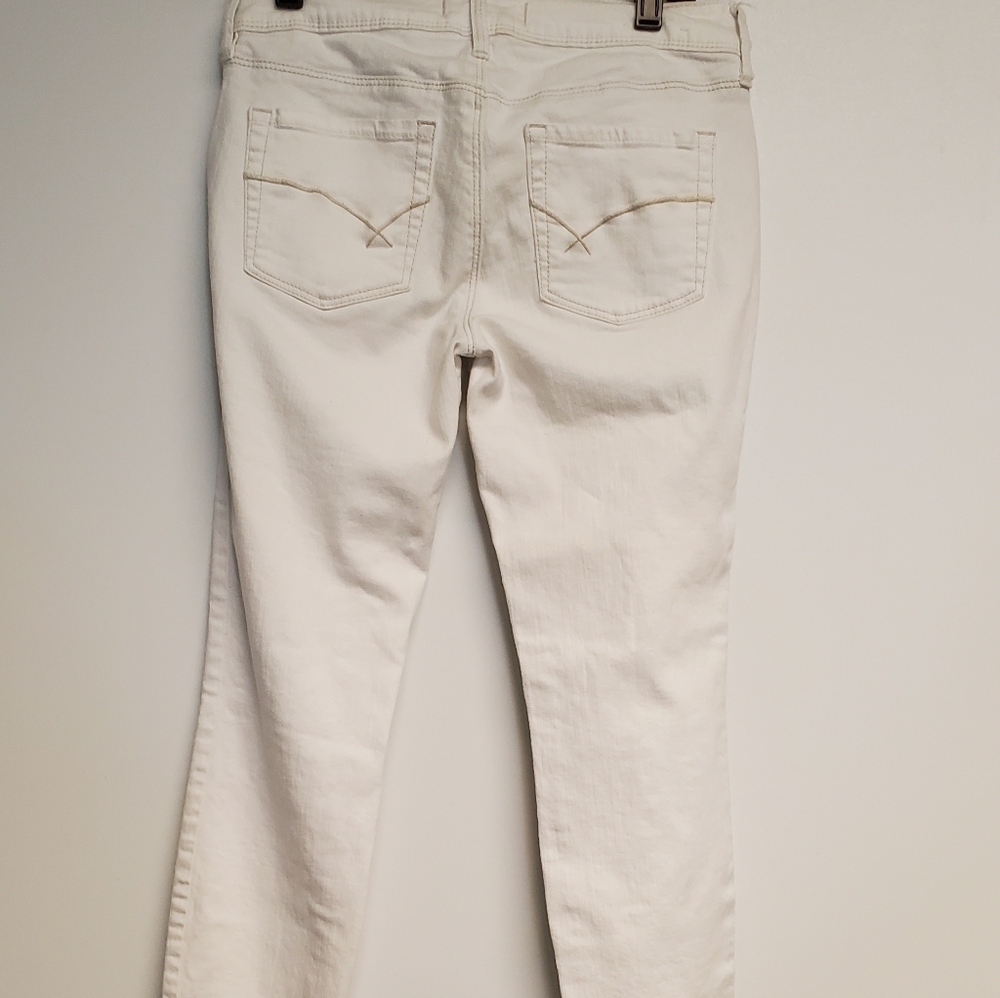 Bullhead Skinniest White Jeans 7 Reg. 28x28 - Picture 8 of 8